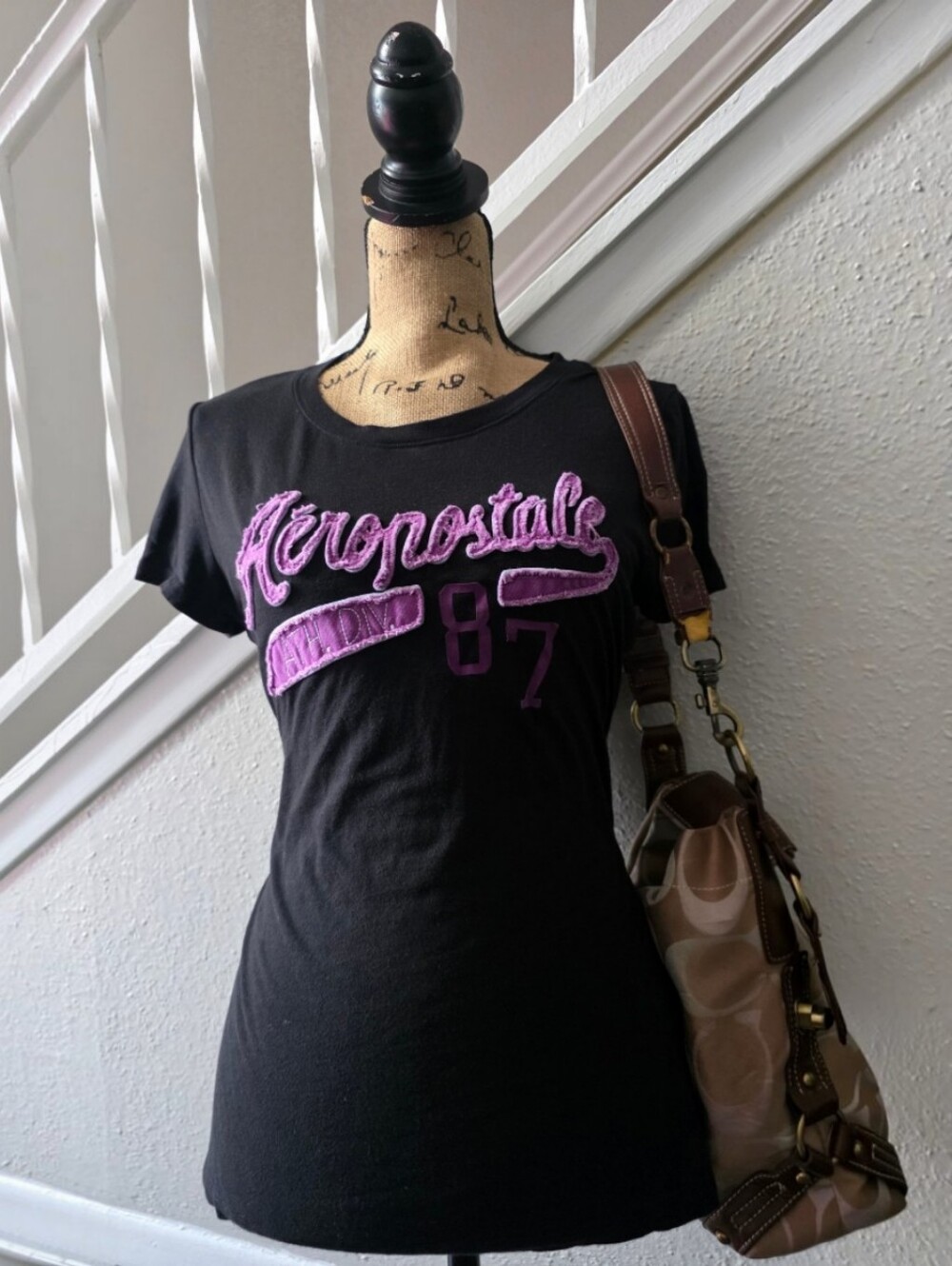 2000s Aeropostale black graphic baby tee Y2k Size Large - Picture 2 of 3